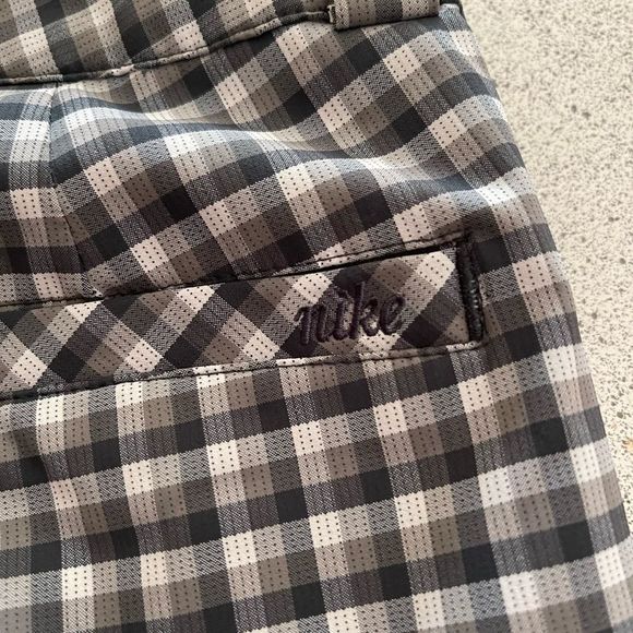 🌟HOST PIC🌟 Nike golf dri-fit shorts - Picture 3 of 7